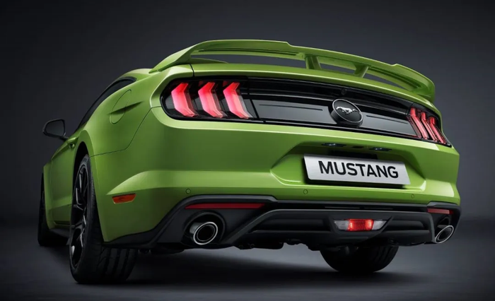 2020款福特mustang上市,经典掠光绿复刻归来,偶像跑车