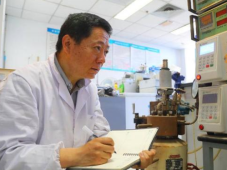 中国石油大学(华东)与中国石化签订“丁二烯氢氰化法生产己二腈成套技术开发”协议