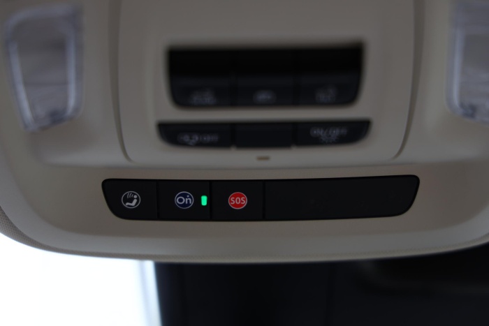 航空级安全 终身整车OTA 通用VIP智能电子架构解读