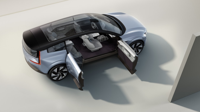 The Volvo Concept Recharge2