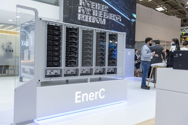 集装箱式液冷储能系统EnerC （20英尺标准集装箱1比3还原制作）