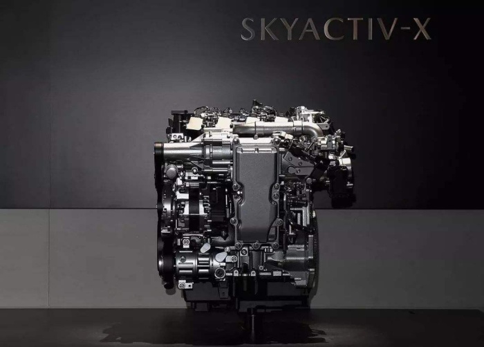 压榨内燃机的极限 马自达SKYACTIV-X技术解读