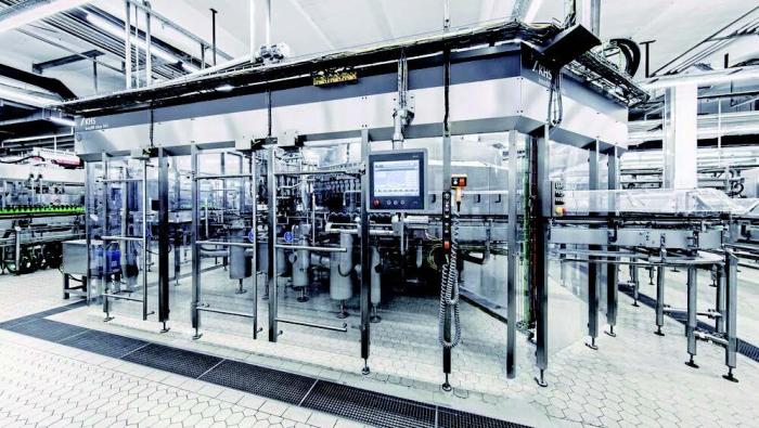 灌装车间的新设备：KHS Innofill Glass DRS 玻璃瓶灌装机