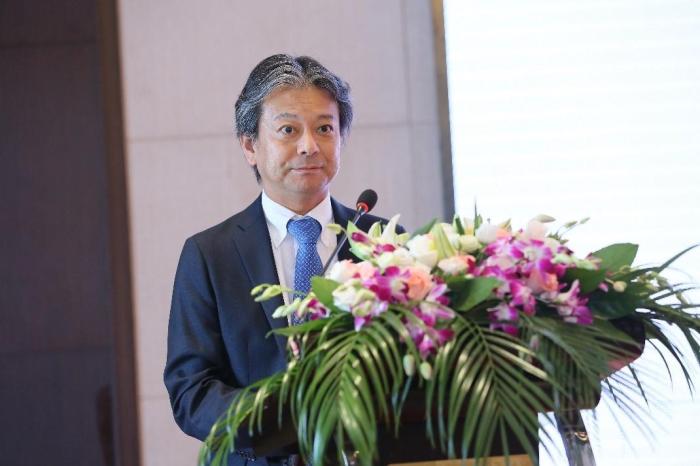 丰田产业车辆（上海）有限公司总经理石井爱朗先生做大会主旨发表