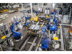 【欧姆龙】汽车总装底盘自动化检查 | 机器人自主上下料，实现产线的全自动化运输
